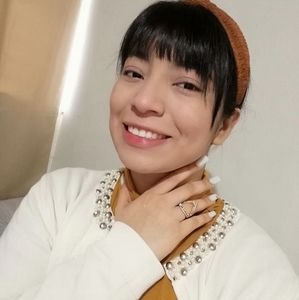 Meet your Posher, Elisa